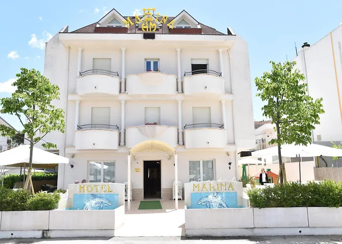 Marina Hotel