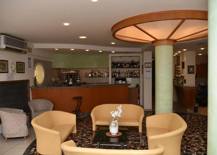 Marina 3* ריצ'יונה