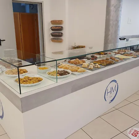 玛瑞娜酒店 酒店